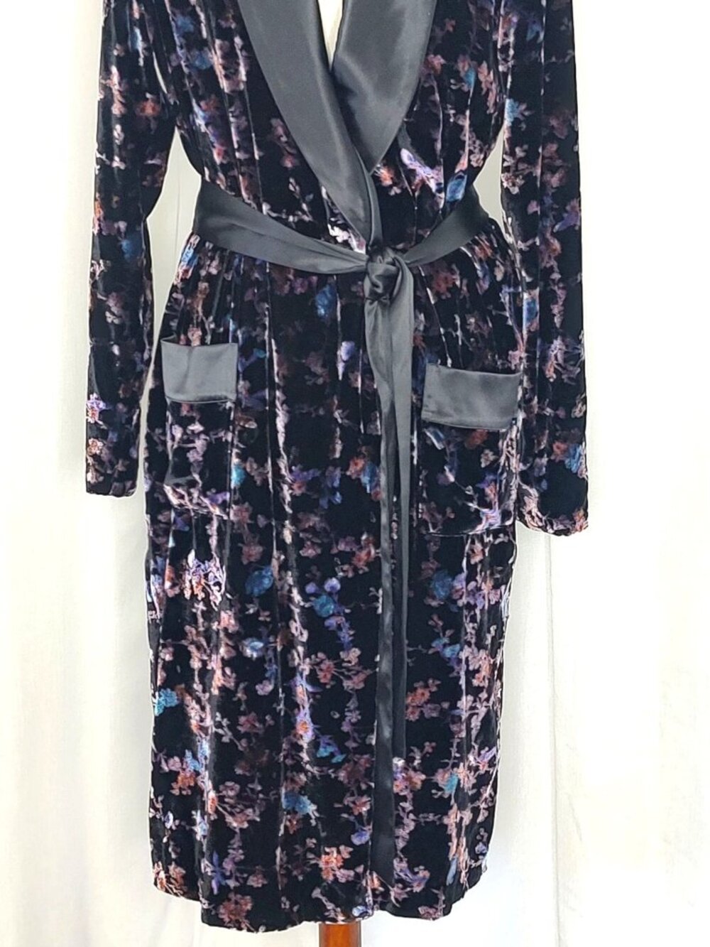 Victoria's Secret Floral Burnout Velvet Long Robe XS - Picture 8 of 13